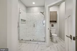 125 Fortnightly Blvd, Herndon, VA 20170 - Photo 20