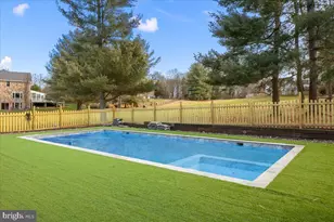 353 Gallop Wood Pl, Great Falls, VA 22066 - Photo 84