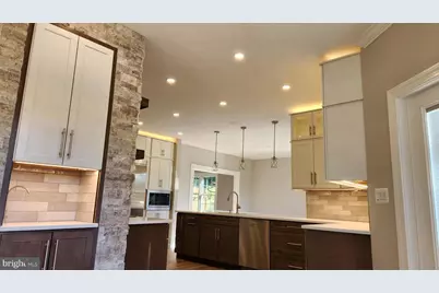 353 Gallop Wood Place, Great Falls, VA 22066 - Photo 2