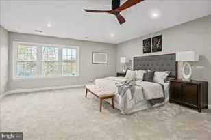 353 Gallop Wood Pl, Great Falls, VA 22066 - Photo 44