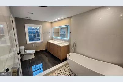 353 Gallop Wood Place, Great Falls, VA 22066 - Photo 6