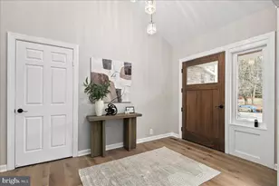 353 Gallop Wood Pl, Great Falls, VA 22066 - Photo 6
