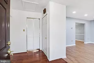 7594 Woodstown Dr, Springfield, VA 22153 - Photo 6