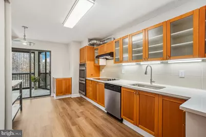 5904 Mount Eagle Drive #601, Alexandria, VA 22303 - Photo 12