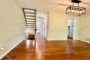 1526 Scandia Cir, Reston, VA 20190 - Photo 10
