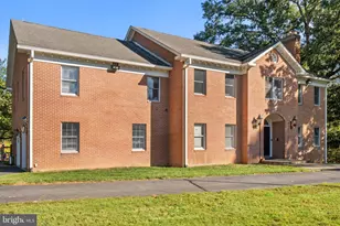 9200 Falls Run Rd, McLean, VA 22102 - Photo 4