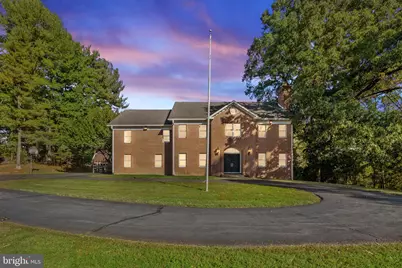 9200 Falls Run Road, McLean, VA 22102 - Photo 38