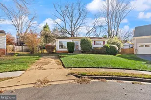 1412 Patrick Cir SW, Vienna, VA 22180 - Photo 2