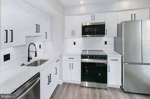 1279 Bond St, Herndon, VA 20170 - Photo 2