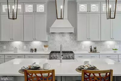 903 Hillcrest Drive SW, Vienna, VA 22180 - Photo 26