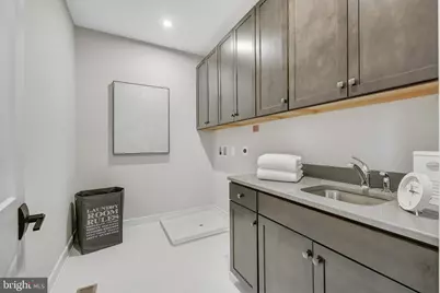 903 Hillcrest Drive SW, Vienna, VA 22180 - Photo 54