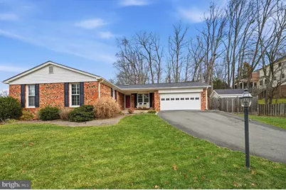 9322 Elk Drive, Springfield, VA 22153 - Photo 4