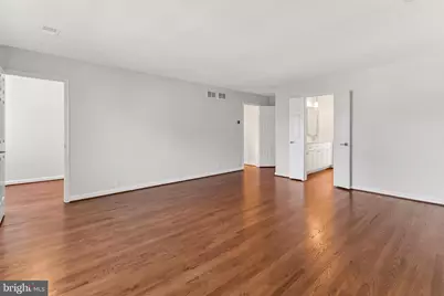 6294 Dunaway Court, McLean, VA 22101 - Photo 32