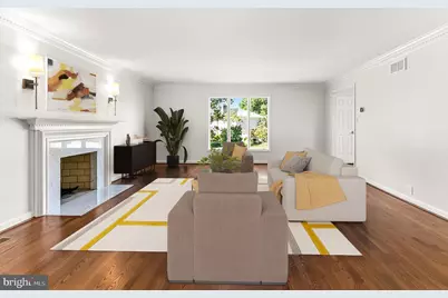 6294 Dunaway Court, McLean, VA 22101 - Photo 8