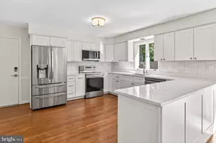 6294 Dunaway Ct, McLean, VA 22101 - Photo 16