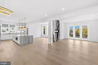 719 Meadow Lane SW, Vienna, VA 22180 - Photo 18