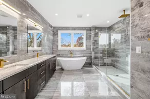 719 Meadow Ln SW, Vienna, VA 22180 - Photo 20