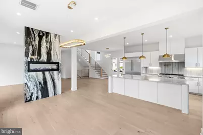 719 Meadow Lane SW, Vienna, VA 22180 - Photo 16