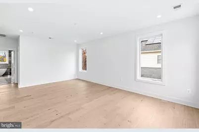 719 Meadow Lane SW, Vienna, VA 22180 - Photo 28