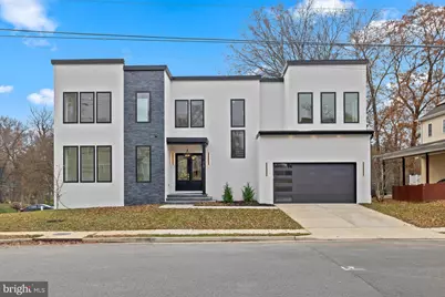 719 Meadow Lane SW, Vienna, VA 22180 - Photo 2