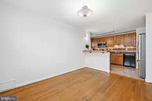 3908 Braddock Rd, Alexandria, VA 22312 - Photo 8