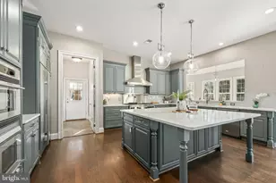 8340 Springhaven Garden Ln, McLean, VA 22102 - Photo 10