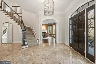 8340 Springhaven Garden Ln, McLean, VA 22102 - Photo 4