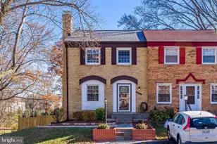 14811 Palmerston Square, Centreville, VA 20120 - Photo 2