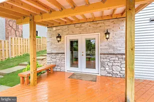 6042 Munson Hill Rd, Falls Church, VA 22041 - Photo 6