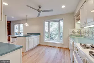 1423 McLean Mews Ct, McLean, VA 22101 - Photo 10