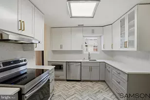 13505 Coates Ln, Herndon, VA 20171 - Photo 12