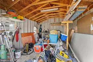 8600 Kentford Dr, Springfield, VA 22152 - Photo 46