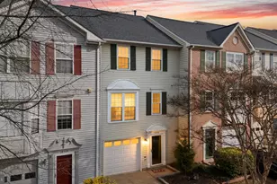 14722 Stream Pond Dr, Centreville, VA 20120 - Photo 1