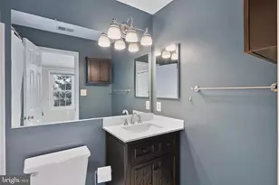 14722 Stream Pond Dr, Centreville, VA 20120 - Photo 18