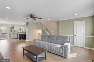 14722 Stream Pond Dr, Centreville, VA 20120 - Photo 6