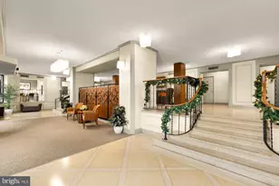 5901 Mt Eagle Dr, Alexandria, VA 22303 - Photo 20