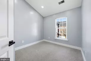 7665 Audubon Meadow Way, Alexandria, VA 22306 - Photo 16