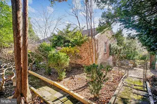 6144 Chesterbrook Rd, McLean, VA 22101 - Photo 36