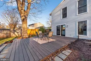 4010 Novar Dr, Chantilly, VA 20151 - Photo 14