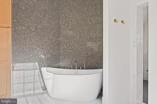 352 Ayr Hill Ave NE, Vienna, VA 22180 - Photo 44