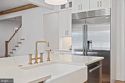 352 Ayr Hill Avenue NE, Vienna, VA 22180 - Photo 18