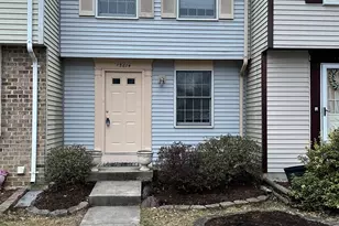 13614 Forest Pond Ct, Centreville, VA 20121 - Photo 2