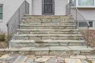 4204 Wakefield Dr, Annandale, VA 22003 - Photo 4