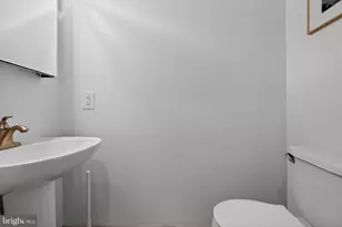 12016 Taliesin Pl, Reston, VA 20190 - Photo 28