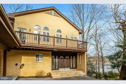 6220 Lakeview Drive, Falls Church, VA 22041 - Photo 4