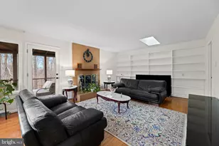 2026 Hunter Mill Rd, Vienna, VA 22181 - Photo 12