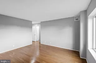 8360 Greensboro Dr, McLean, VA 22102 - Photo 18