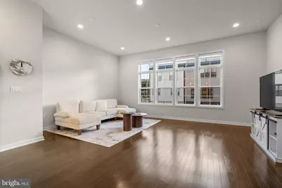 7509 Sawyer Farm Way #2002, McLean, VA 22102 - Photo 4