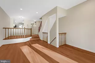 11200 Silentwood Ln, Reston, VA 20191 - Photo 20
