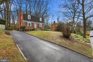 6539 Oakwood Dr, Falls Church, VA 22041 - Photo 4